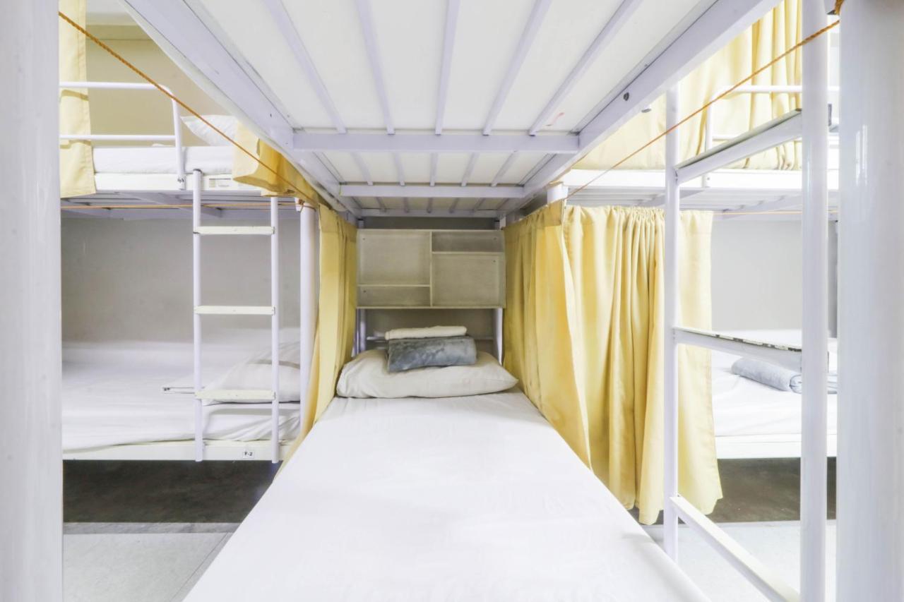 D Bunk Dormitory Pasay Exterior foto